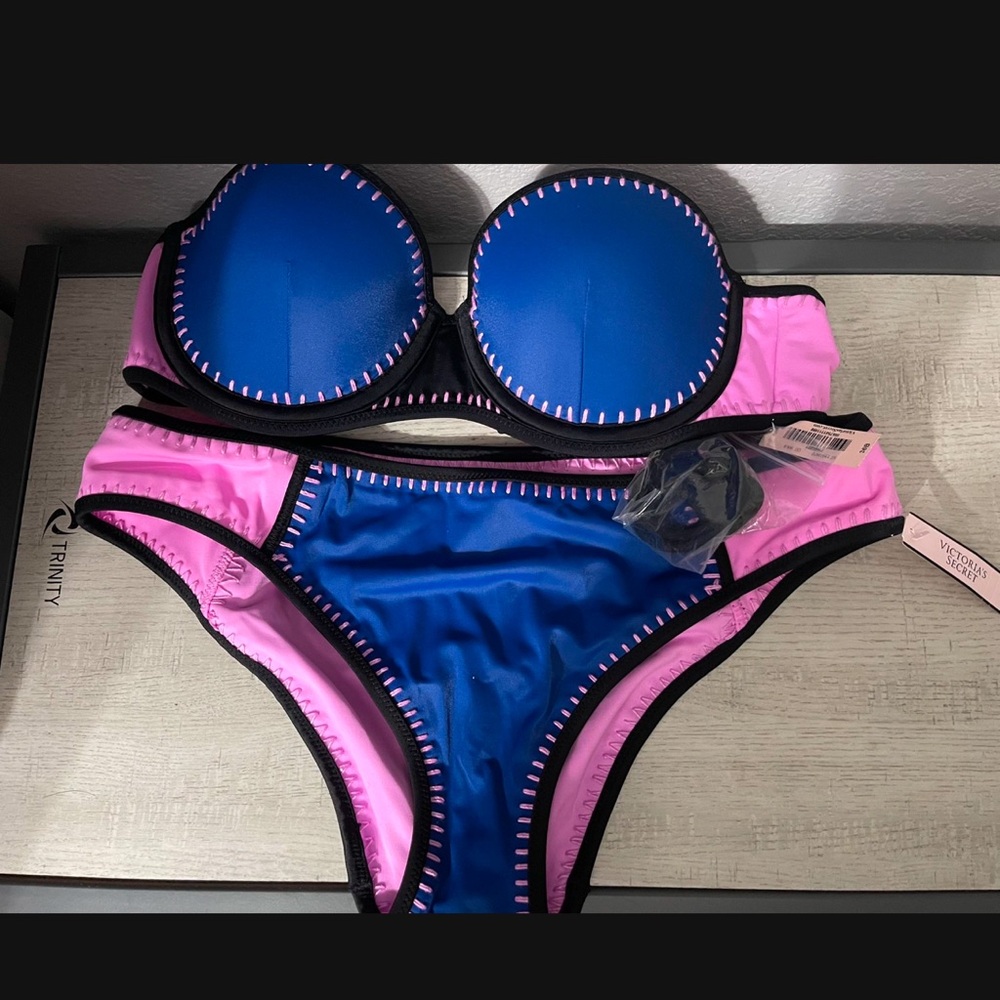 Brand New never worn Victoria secret bathing suit